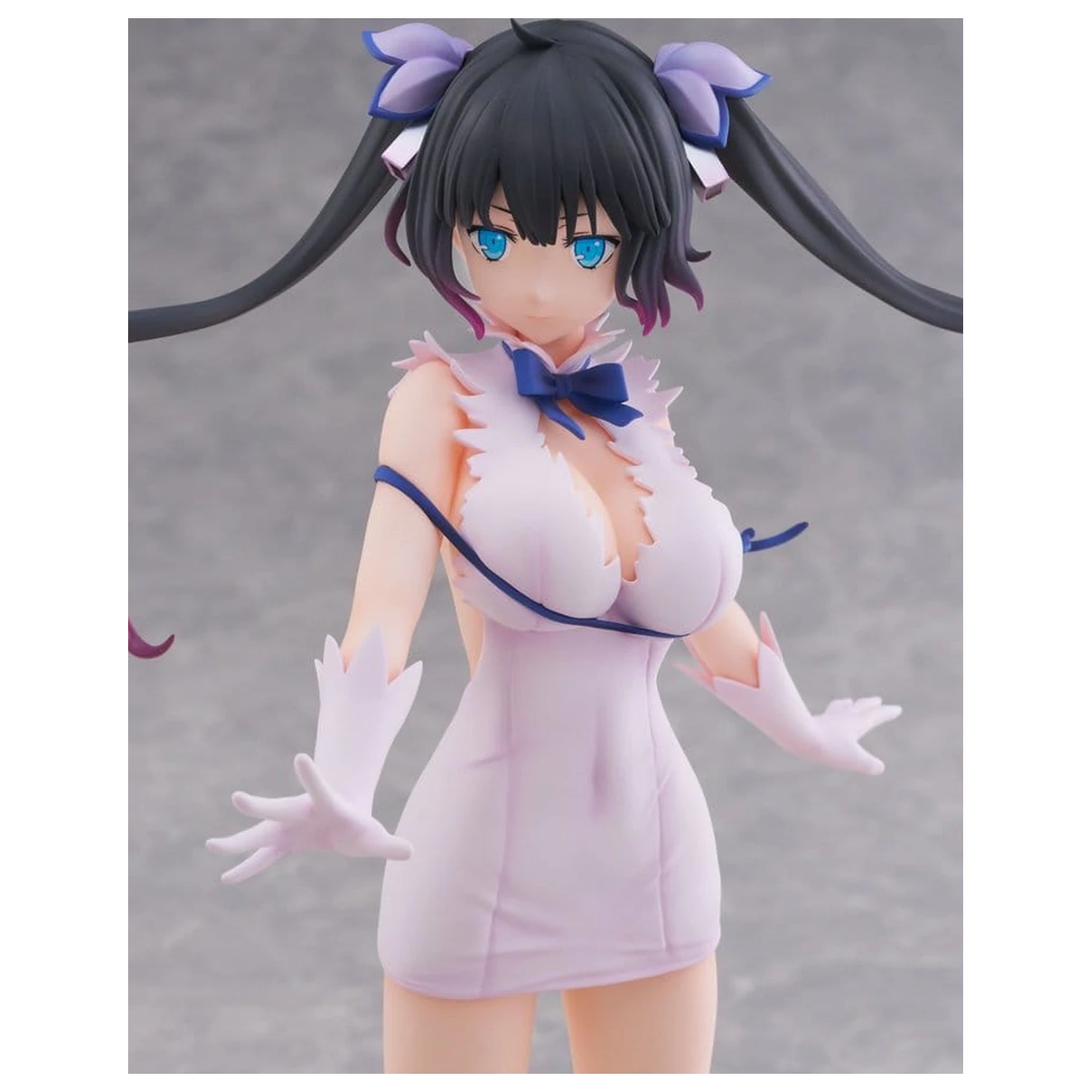 Is It Wrong to Try to Pick Up Girls in a Dungeon? V PVC figura 1/7 Hestia Divinity Unleashed Ver. AmiAmi Limited Edition 24 cm fotografija izdelka