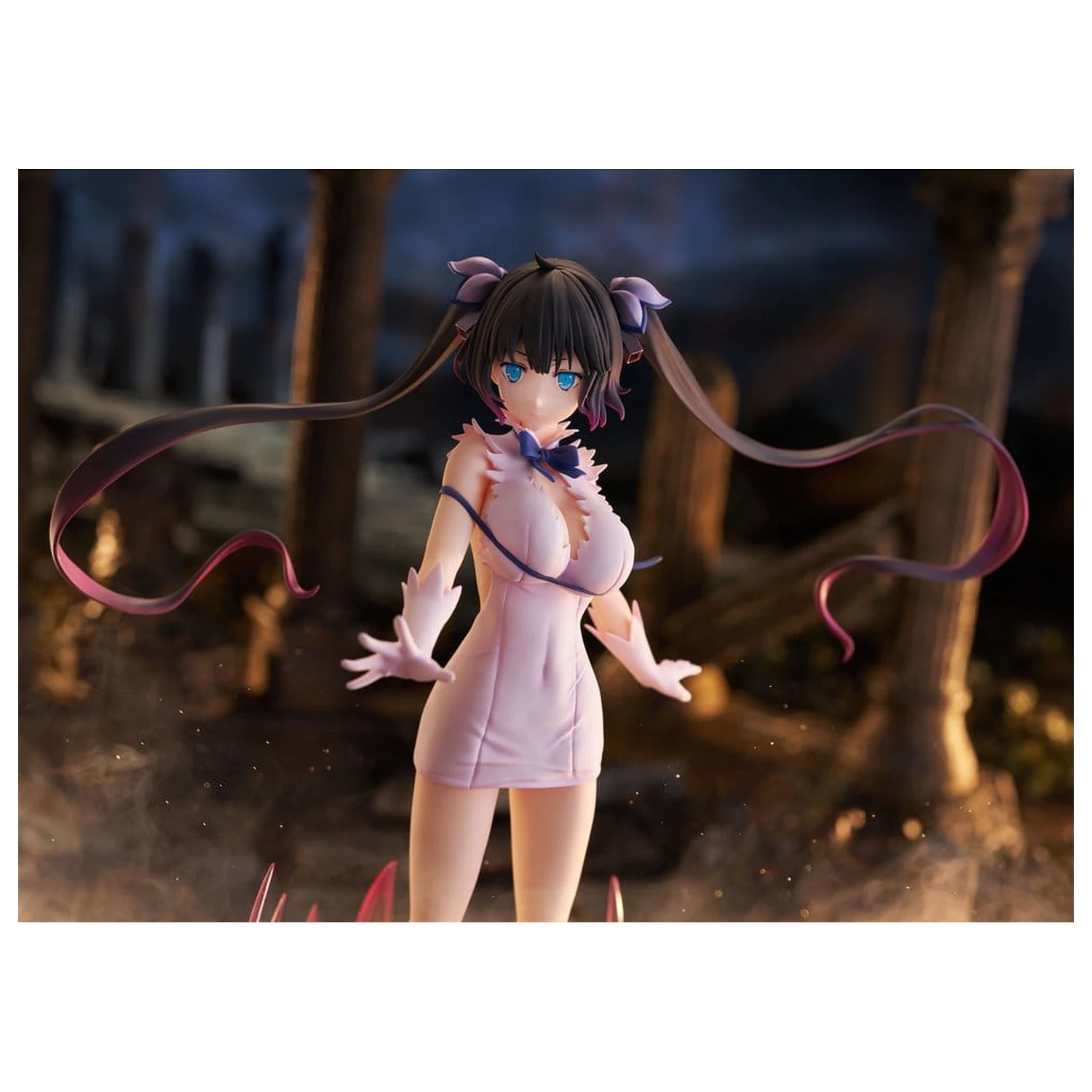 Is It Wrong to Try to Pick Up Girls in a Dungeon? V PVC figura 1/7 Hestia Divinity Unleashed Ver. AmiAmi Limited Edition 24 cm fotografija izdelka