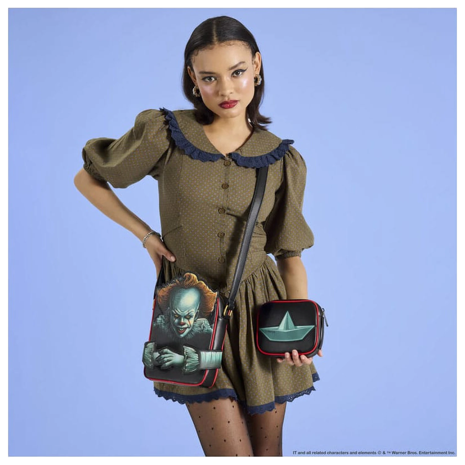 IT by Loungefly Crossbody Pennywise fotografija izdelka