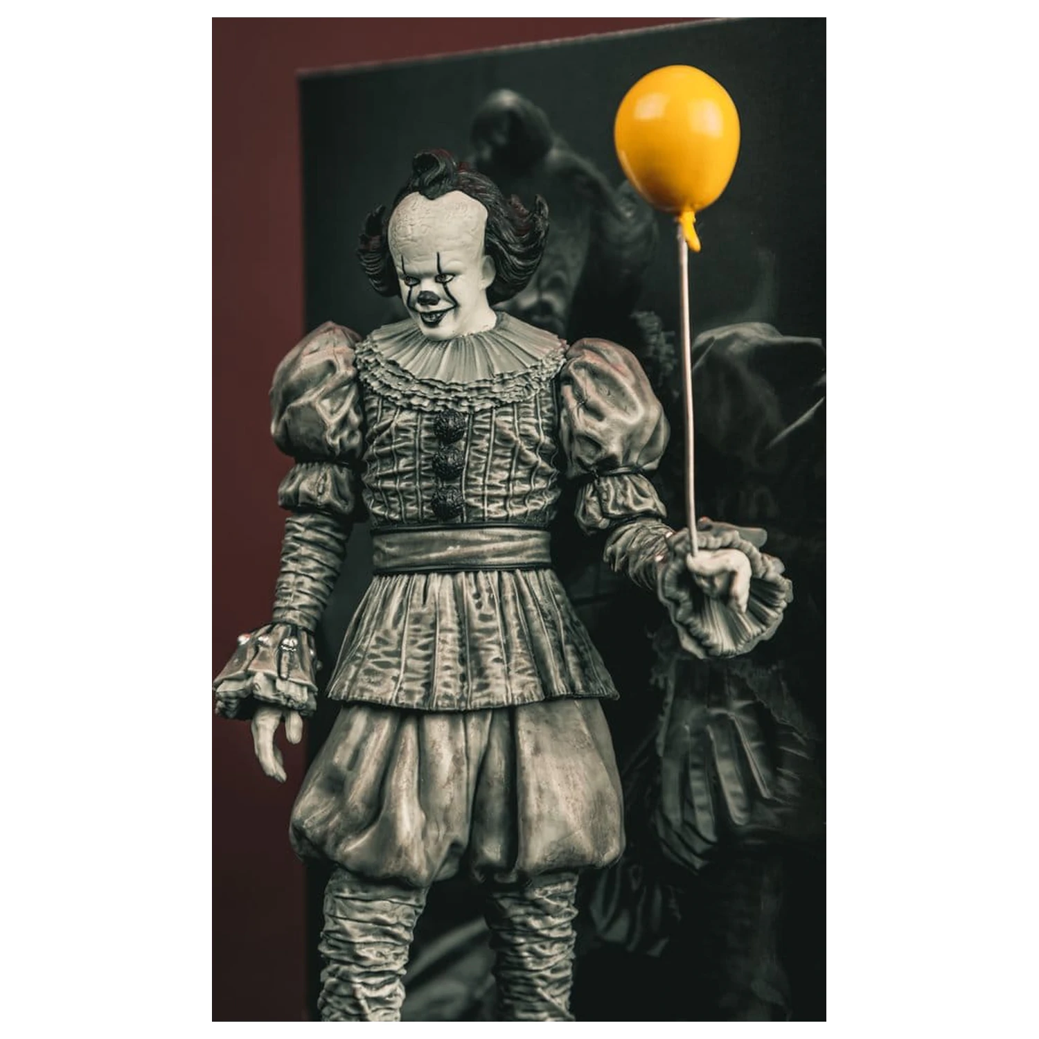 It Dobrodošli v Derry Movie Maniacs Figura Pennywise (črno-belo) 16 cm fotografija izdelka