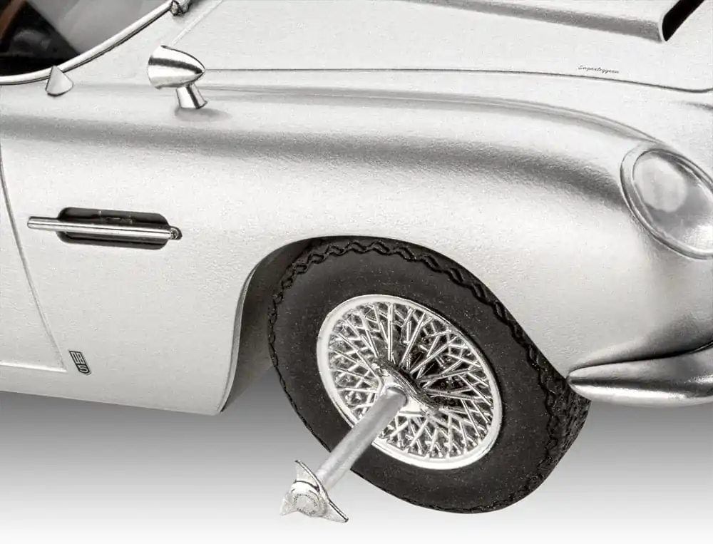 James Bond Advent Calendar Aston Martin DB5 1/24 Model Kit - modelček/komplet fotografija izdelka