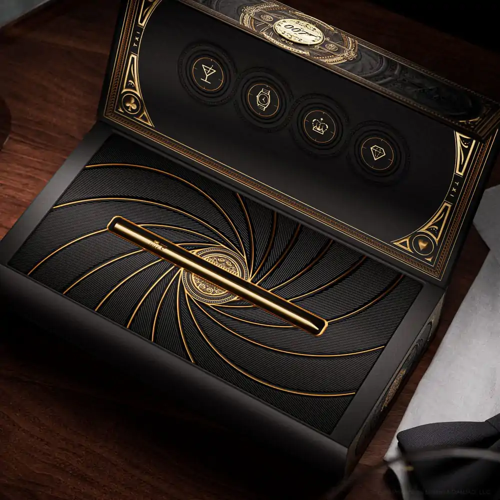 James Bond škatlasti komplet igralnih kart James Bond Gold Edition fotografija izdelka