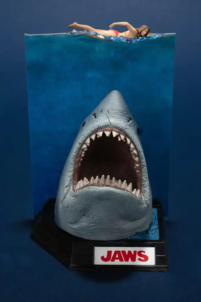 Jaws Movie Maniacs PVC Kip Jaws (50th Anniversary) 16 cm fotografija izdelka