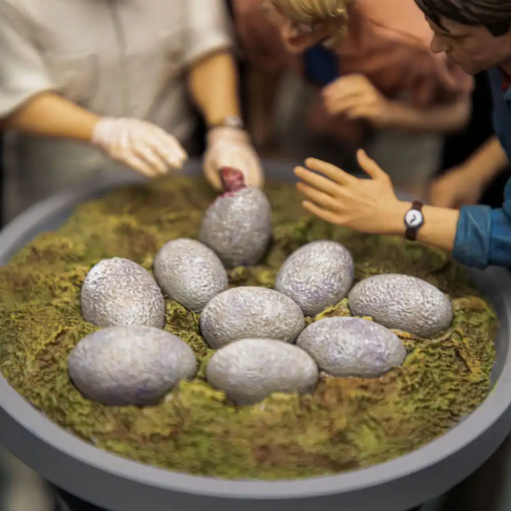 Jurassic Park Scale Statue 1/10 Dino Hatching 23 cm Kip fotografija izdelka