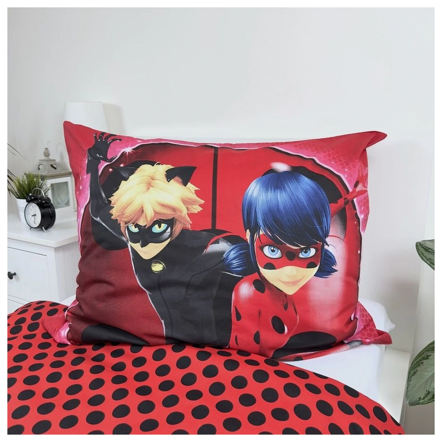 Miraculous: Tales of Ladybug & Cat Noir Paris prevleka za odejo fotografija izdelka