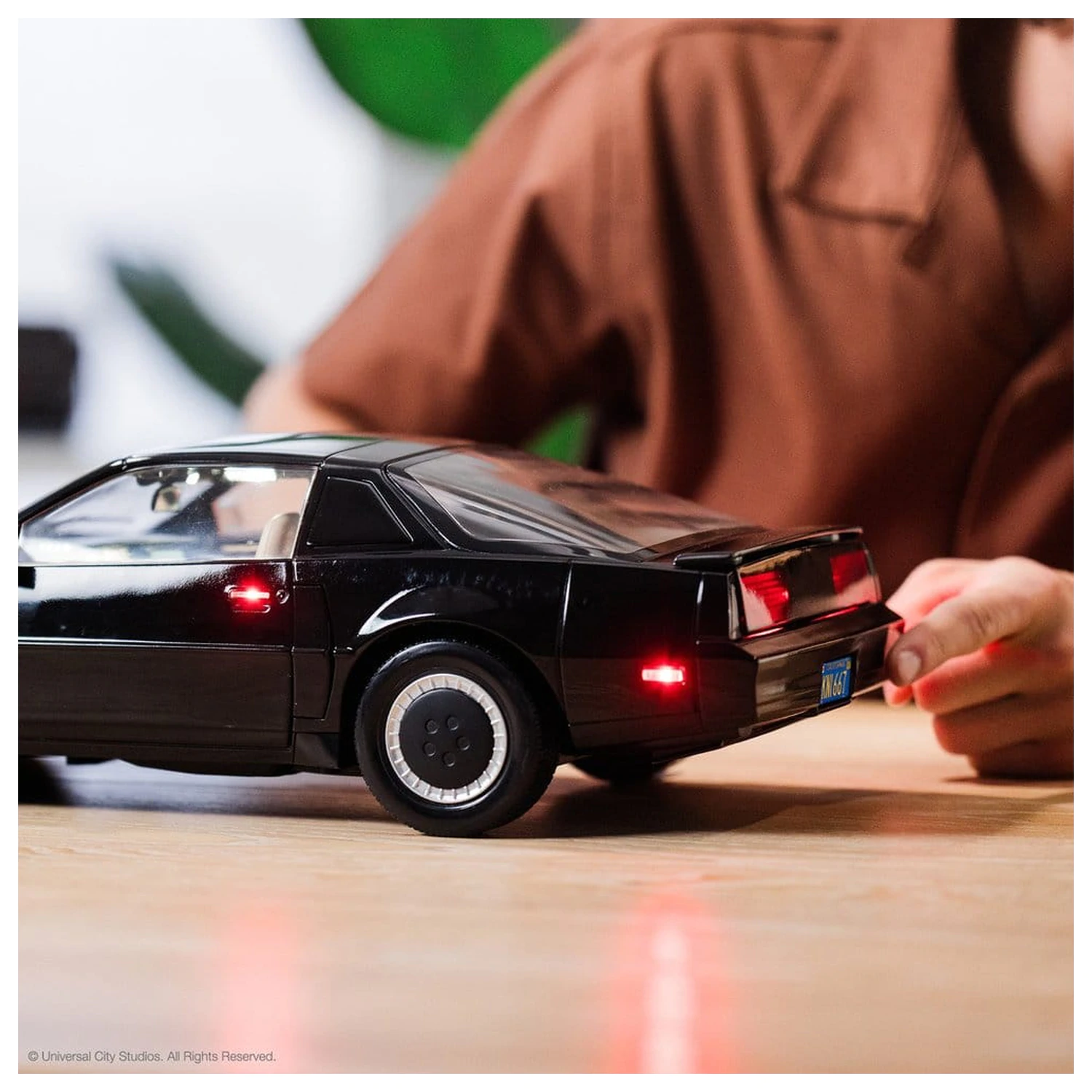 Knight Rider replika iz ulite kovine 1/10 K.I.T.T. 53 cm fotografija izdelka