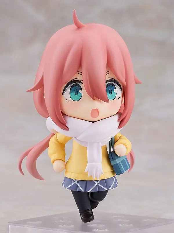 Laid-Back Camp Action Figure Nadeshiko Nadeshiko Kagamihara: School Uniform Ver. figura – 10 cm fotografija izdelka