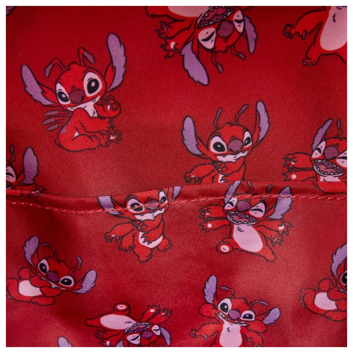 Lilo & Stitch by Loungefly Mikro nahrbtnik Stitch, Angel, & Leroy fotografija izdelka
