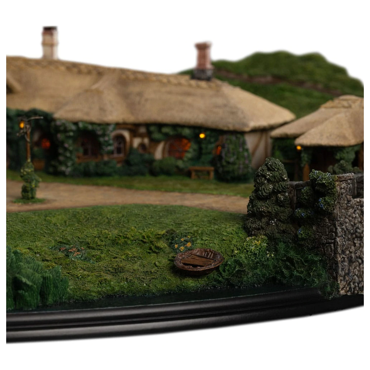 Lord of the Rings Kip The Green Dragon Inn fotografija izdelka