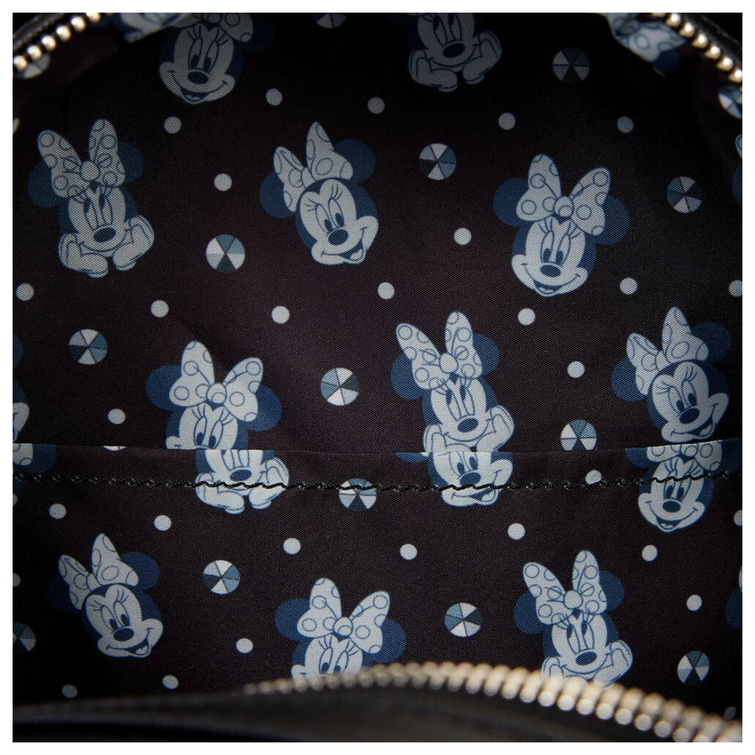 Loungefly Disney Minnie Studs & Chains nahrbtnik 26cm fotografija izdelka