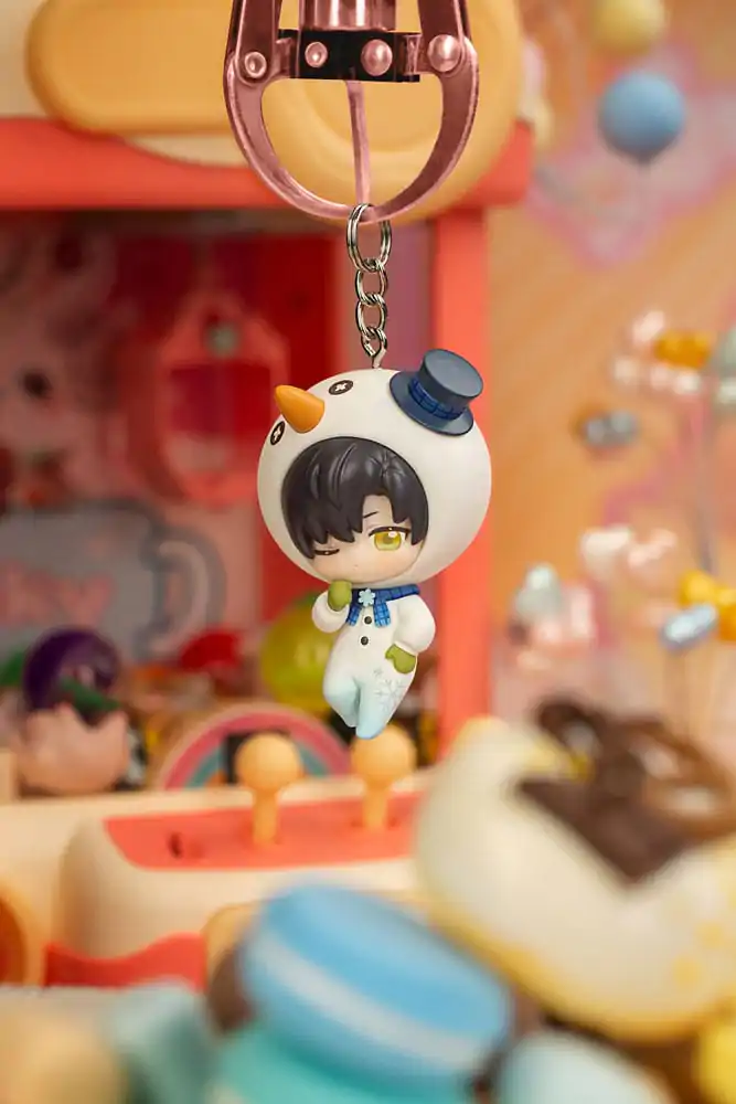 Love and Deepspace Figurica ChiBi, ki gane srce, Zayne 5 cm fotografija izdelka