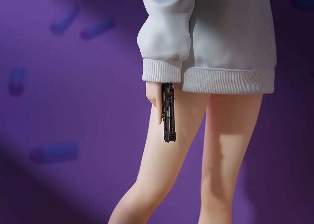 Lycoris Recoil PVC Kip 1/7 Chisato Nishikigi: Oversized Sweatshirt Ver. 25 cm fotografija izdelka