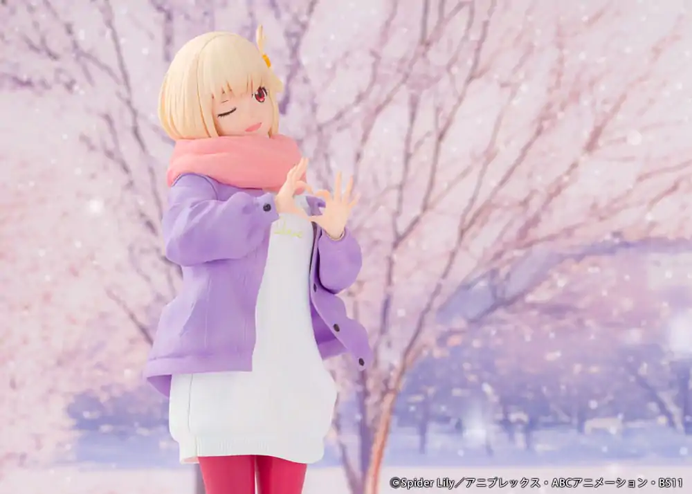 Lycoris Recoil PVC Kip 1/7 Chisato Nishikigi Winter Ver. 23 cm fotografija izdelka