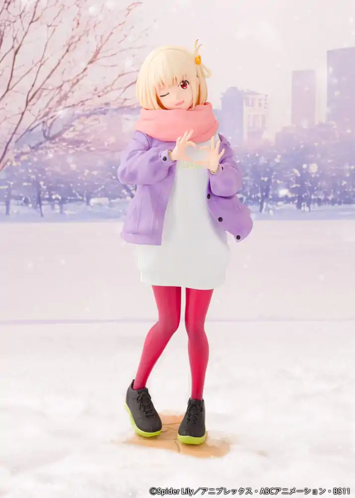 Lycoris Recoil PVC Kip 1/7 Chisato Nishikigi Winter Ver. 23 cm fotografija izdelka