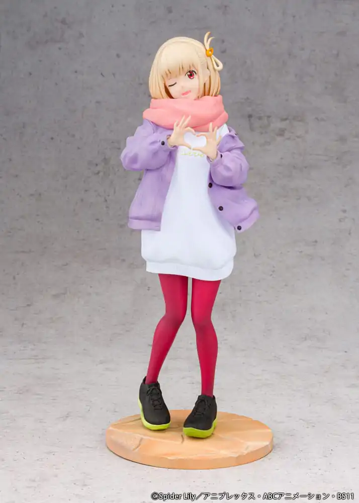Lycoris Recoil PVC Kip 1/7 Chisato Nishikigi Winter Ver. 23 cm fotografija izdelka
