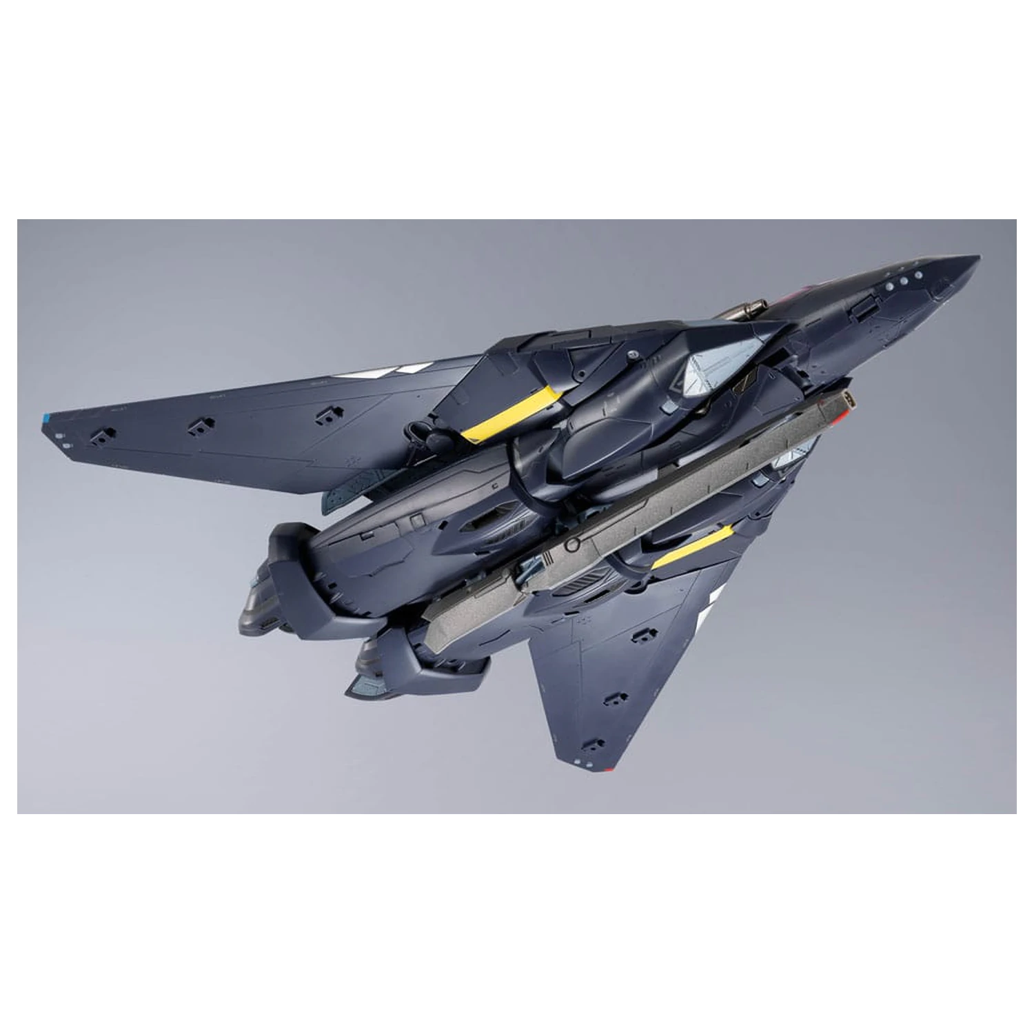 Macross 7 DX Chogokin figurica VF-17S Nightmare Stealthvalkyrie (Gamlin Kizaki use) 25 cm fotografija izdelka