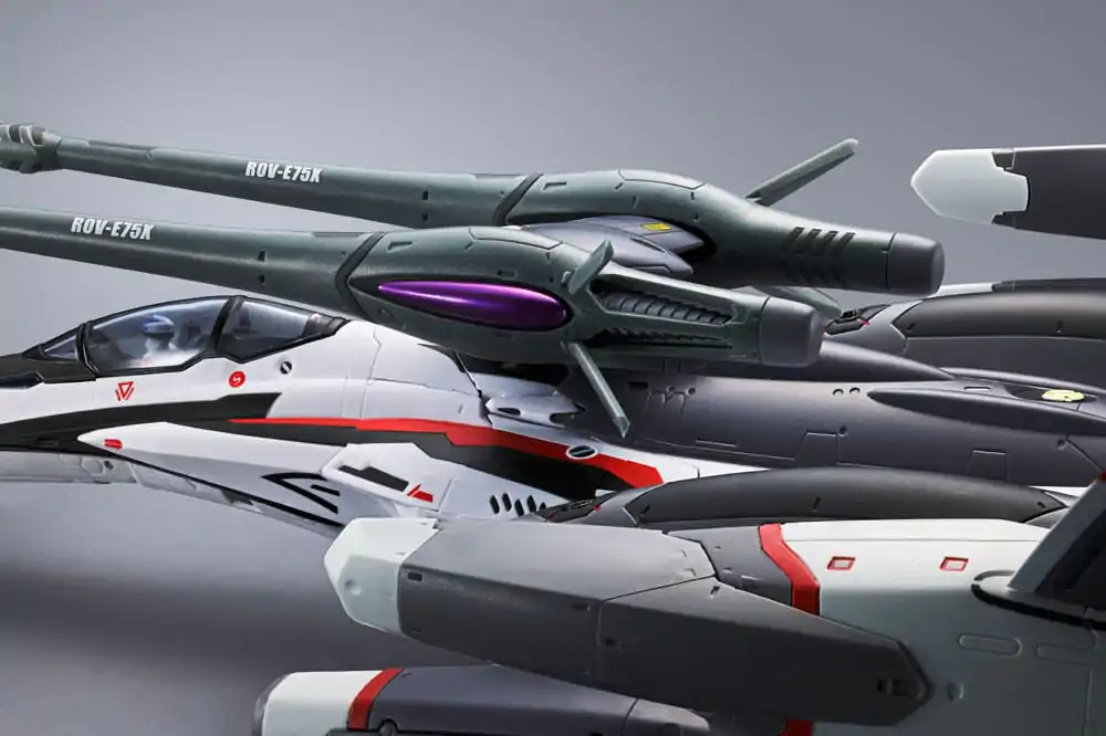 Macross Frontier DX Chogokin akcijska figura Tornado Messiah Valkyrie Alto Saotome Use Revival Ver. 25 cm fotografija izdelka