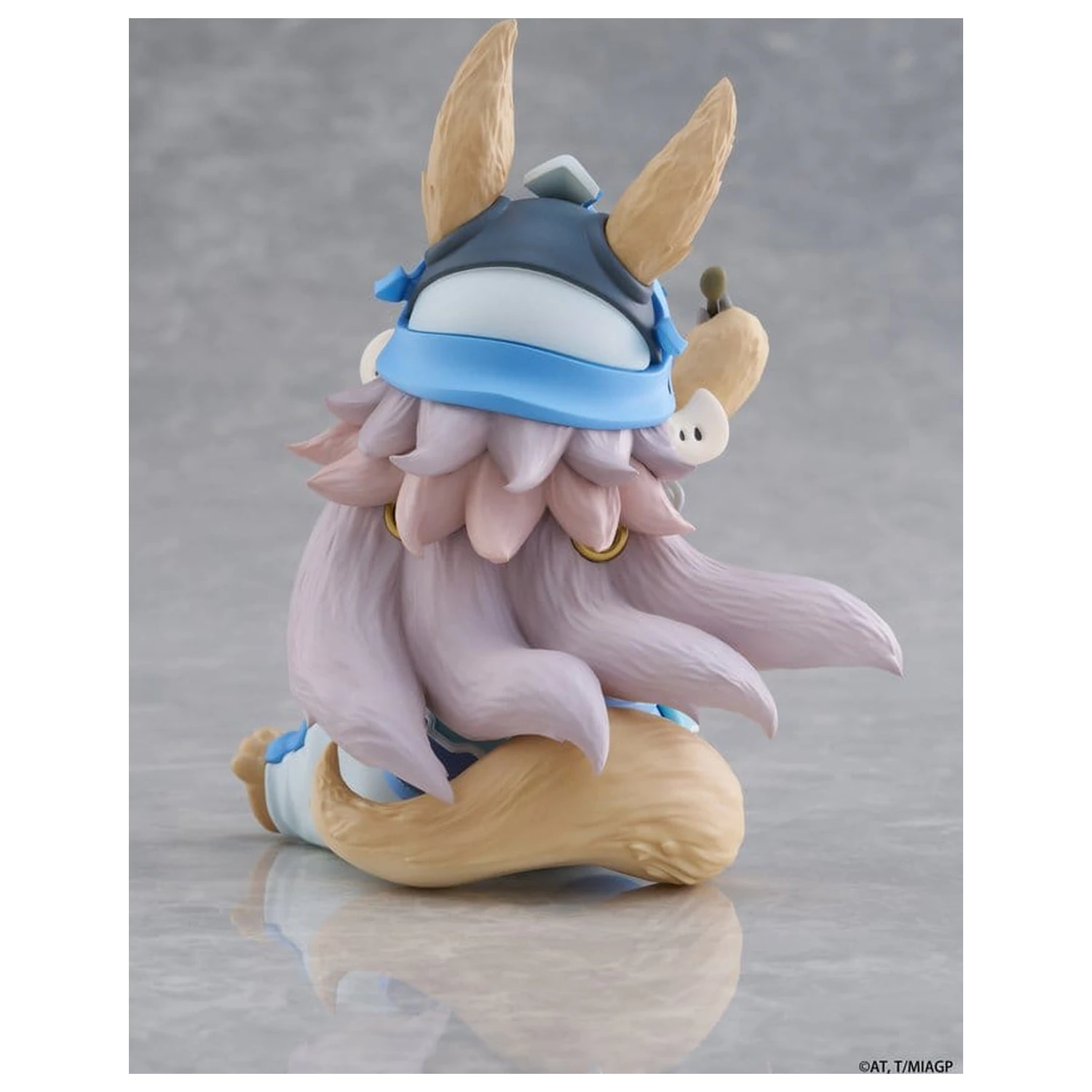 Made in Abyss namizna ljubka PVC figura Nanachi (Mealtime ver.) 13 cm fotografija izdelka