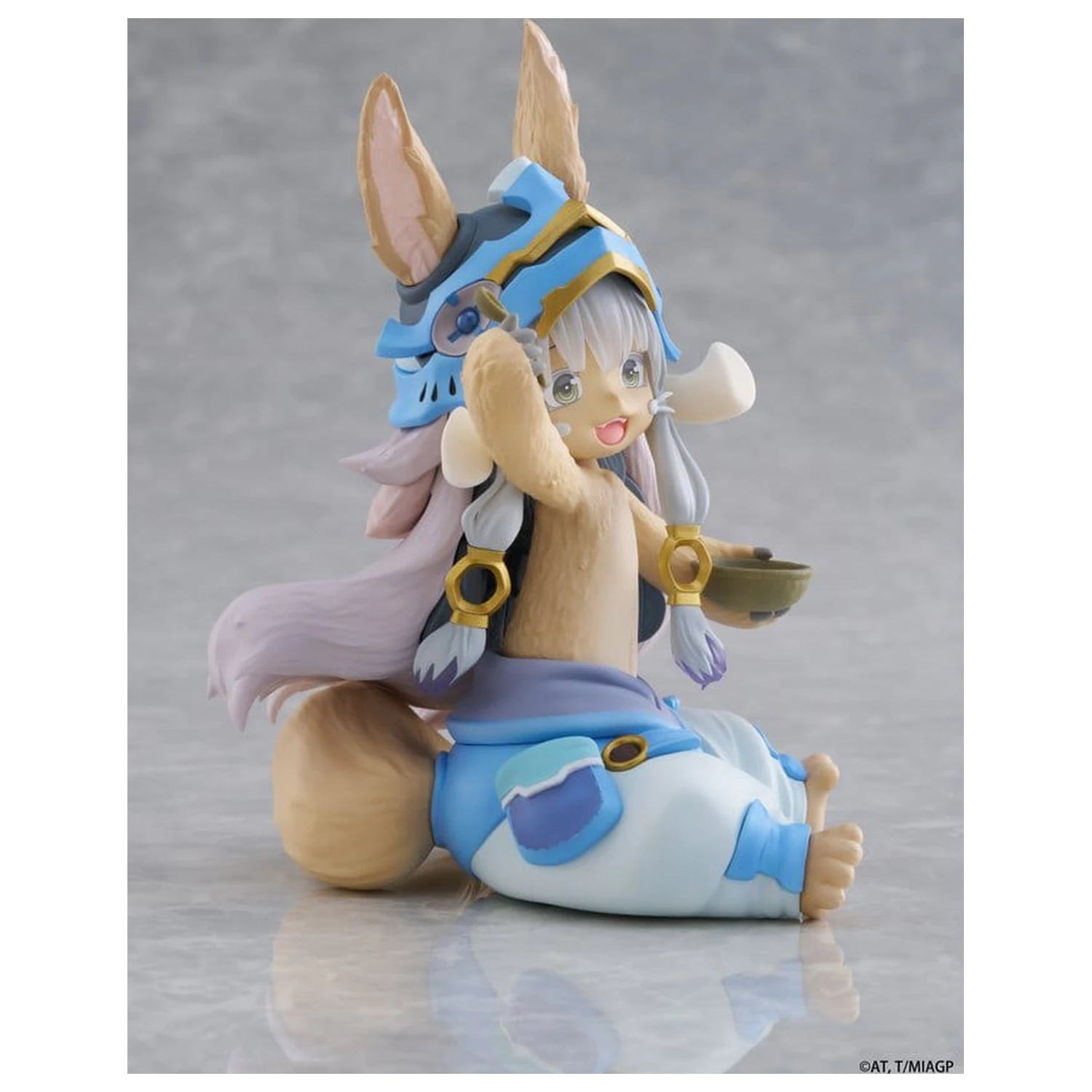 Made in Abyss namizna ljubka PVC figura Nanachi (Mealtime ver.) 13 cm fotografija izdelka