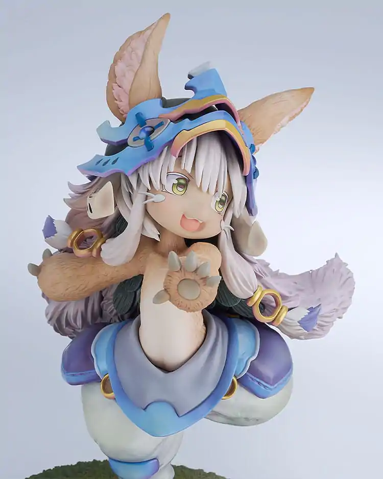 Made in Abyss: The Golden City of the Scorching Sun PVC kip 1/8 Nanachi: New Outfit Ver. 19 cm fotografija izdelka