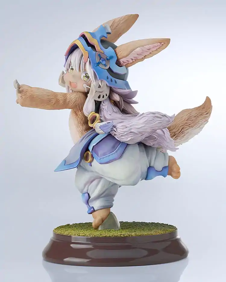 Made in Abyss: The Golden City of the Scorching Sun PVC kip 1/8 Nanachi: New Outfit Ver. 19 cm fotografija izdelka