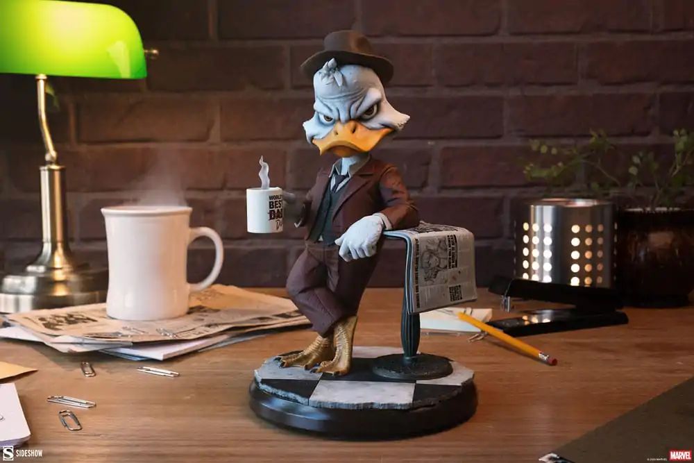 Marvel Premium Format Kip Howard the Duck 28 cm fotografija izdelka