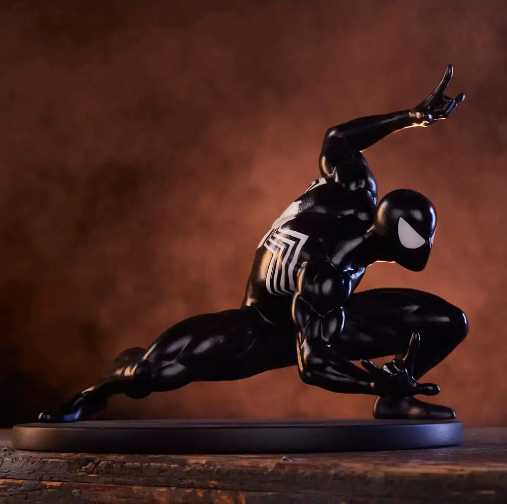 Marvel Gamerverse Classics PVC Kip 1/10 Spider-Man (Black Suit Edition) 13 cm fotografija izdelka