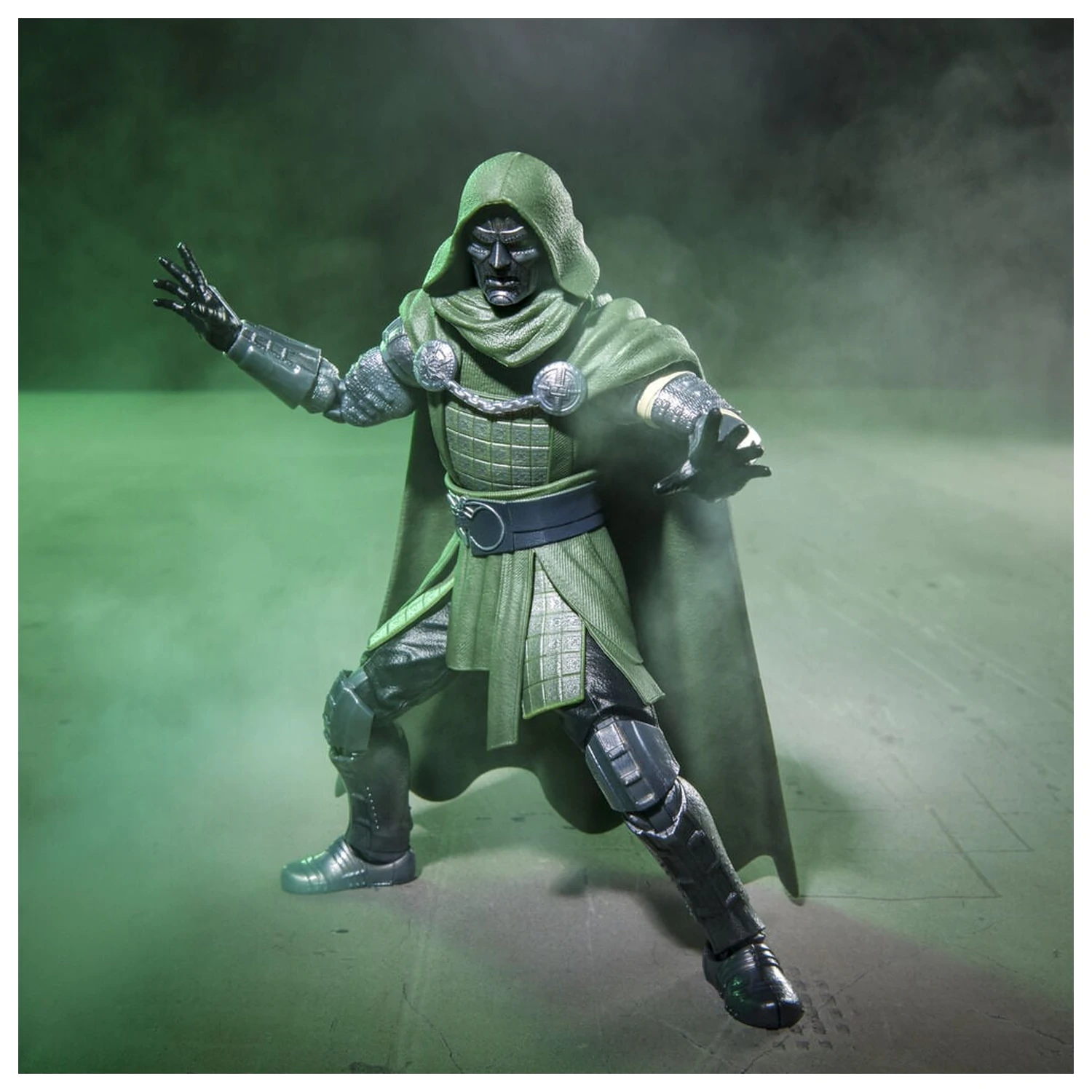 Marvel Legends Series Avengers Doomsday Doctor Doom figura 15cm fotografija izdelka