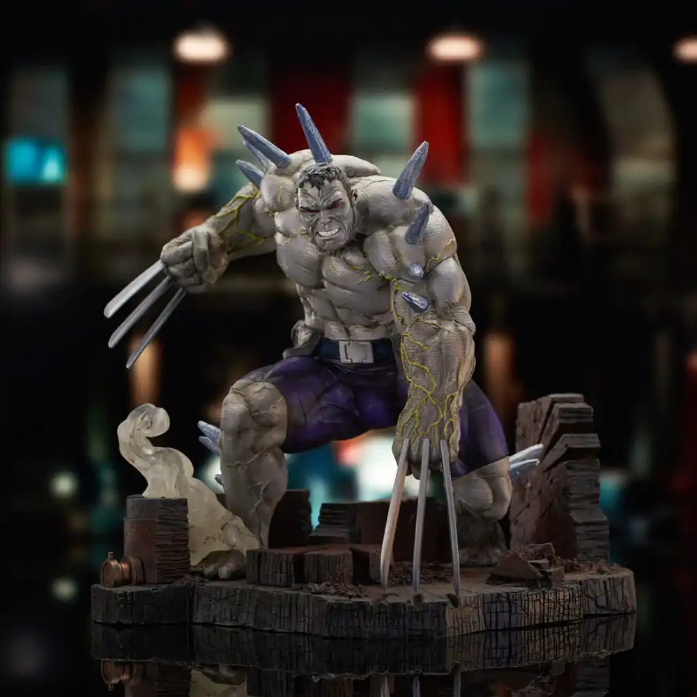 Kip Marvel Premier Collection Statue Weapon Hulk 28 cm fotografija izdelka