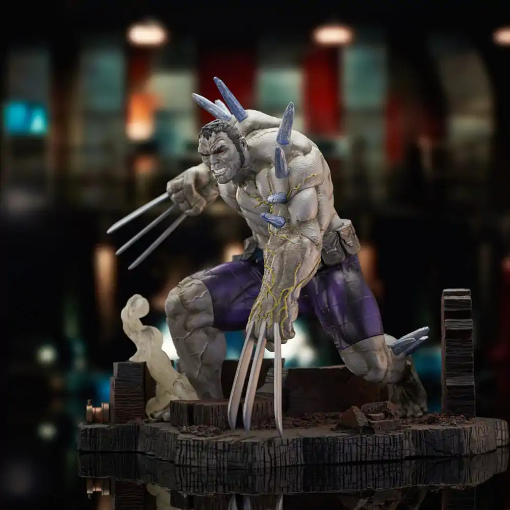 Kip Marvel Premier Collection Statue Weapon Hulk 28 cm fotografija izdelka