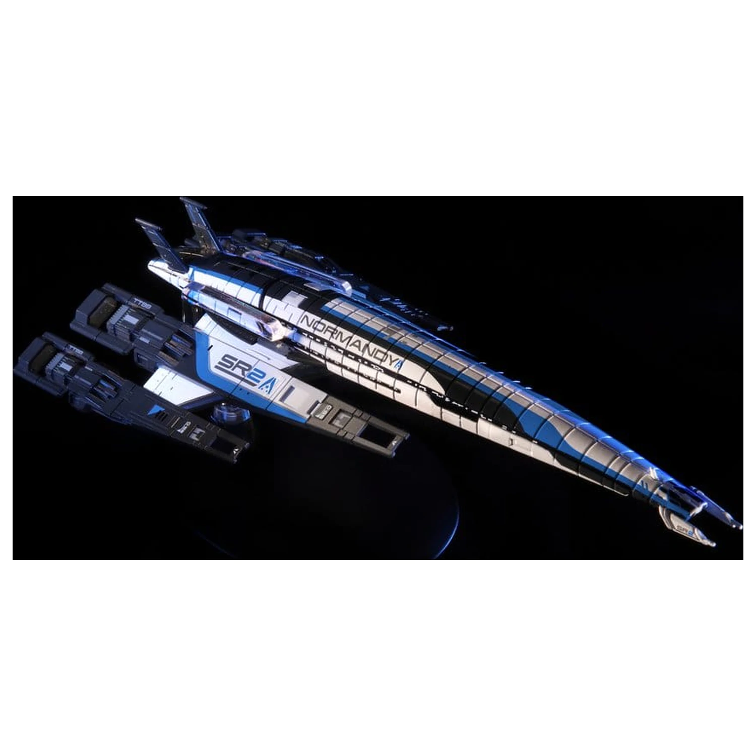 Mass Effect Die-Cast Normandy SR-2 figura 22 cm fotografija izdelka
