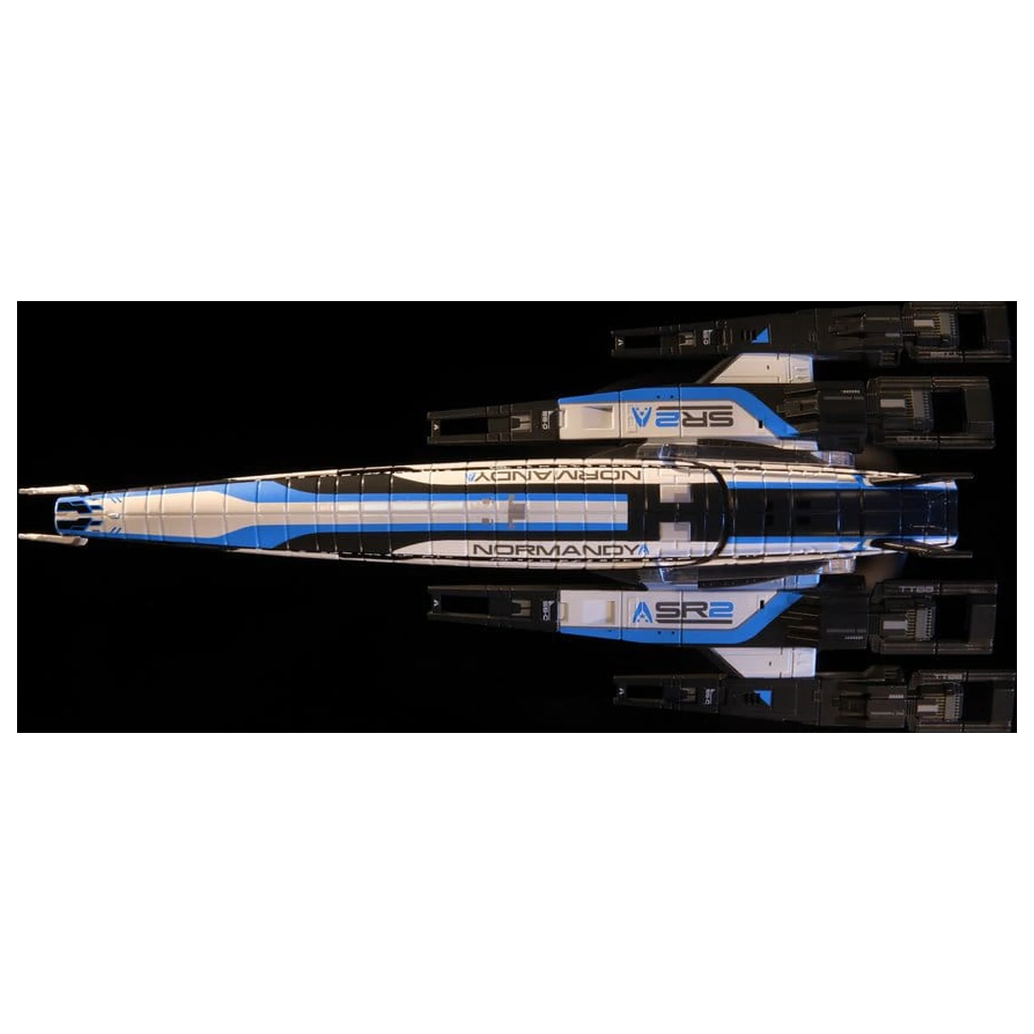 Mass Effect Die-Cast Normandy SR-2 figura 22 cm fotografija izdelka