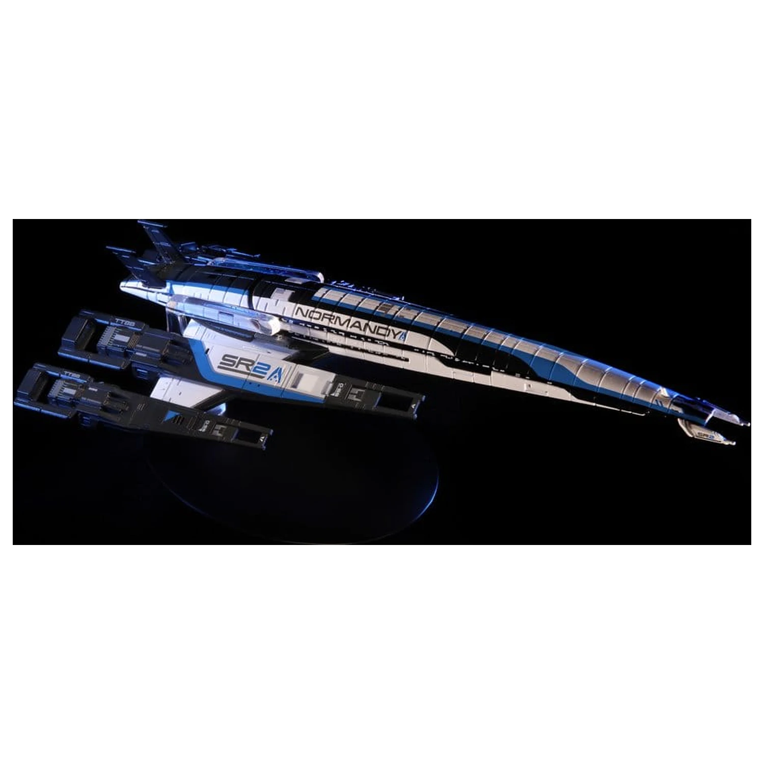 Mass Effect Die-Cast Normandy SR-2 figura 22 cm fotografija izdelka