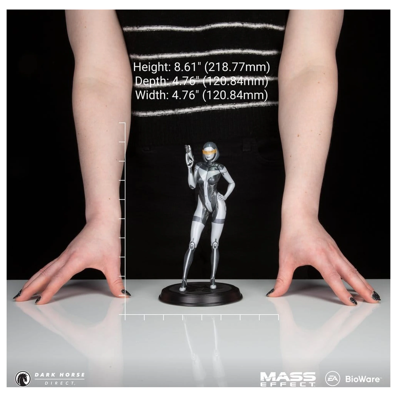 Mass Effect PVC figura EDI 22 cm fotografija izdelka
