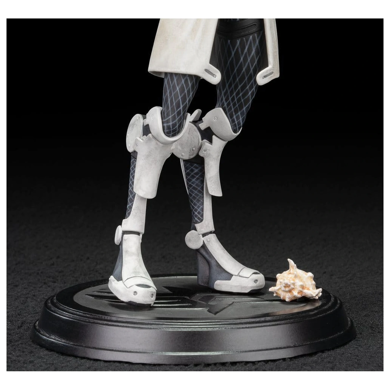 Mass Effect PVC figura Mordin Solus 23 cm fotografija izdelka