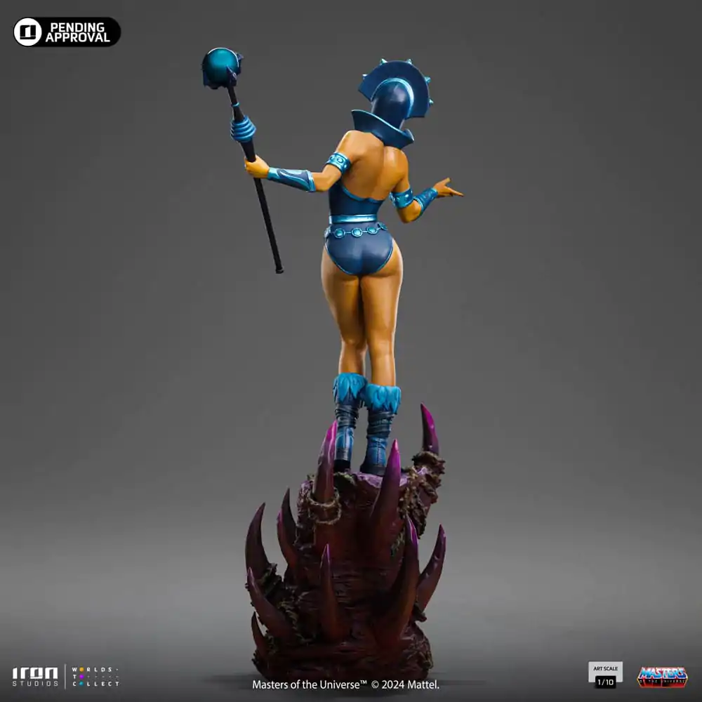Masters of the Universe kip v merilu 1/10 Evil-Lyn Color Variant 28 cm fotografija izdelka