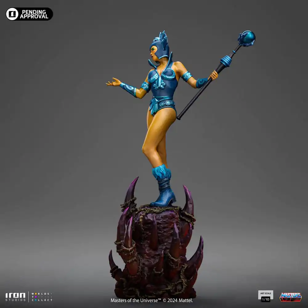 Masters of the Universe kip v merilu 1/10 Evil-Lyn Color Variant 28 cm fotografija izdelka