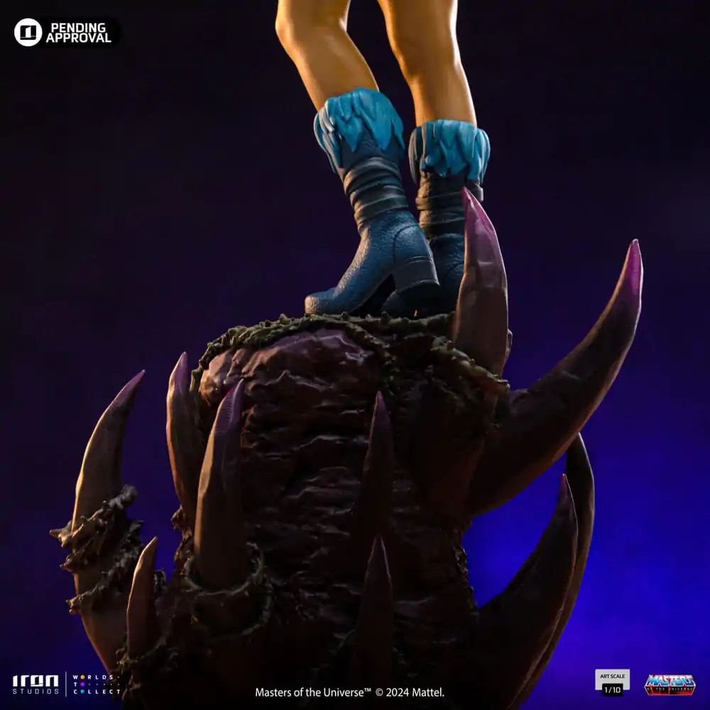 Masters of the Universe kip v merilu 1/10 Evil-Lyn Color Variant 28 cm fotografija izdelka