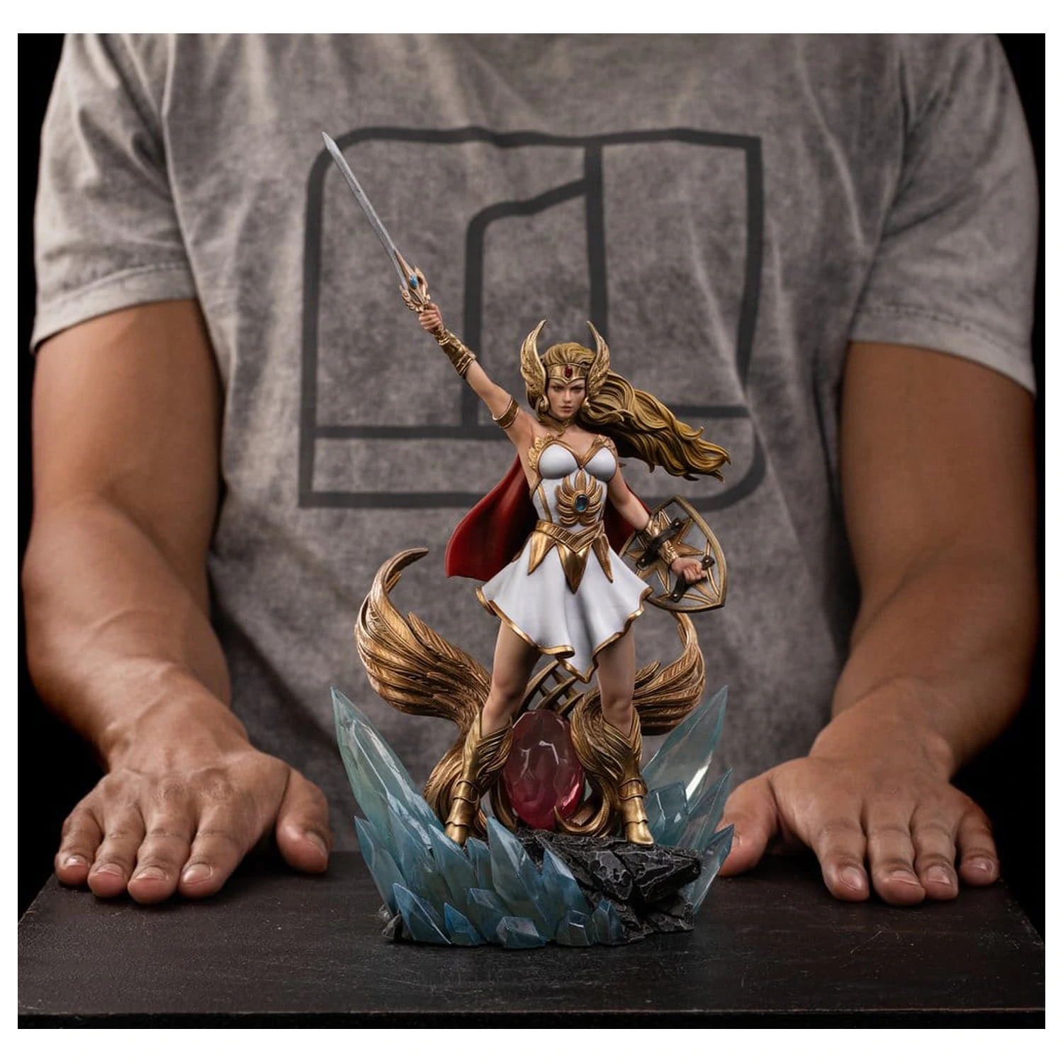 Masters of the Universe Art Scale (Unleashed) Kip 1/10 She-Ra Unleashed 31 cm fotografija izdelka