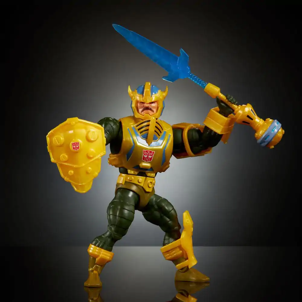 Masters of the Universe x Transformers akcijska figura Bumblebee Armor Man-At-Arms heo evropska ekskluzivna 14 cm fotografija izdelka