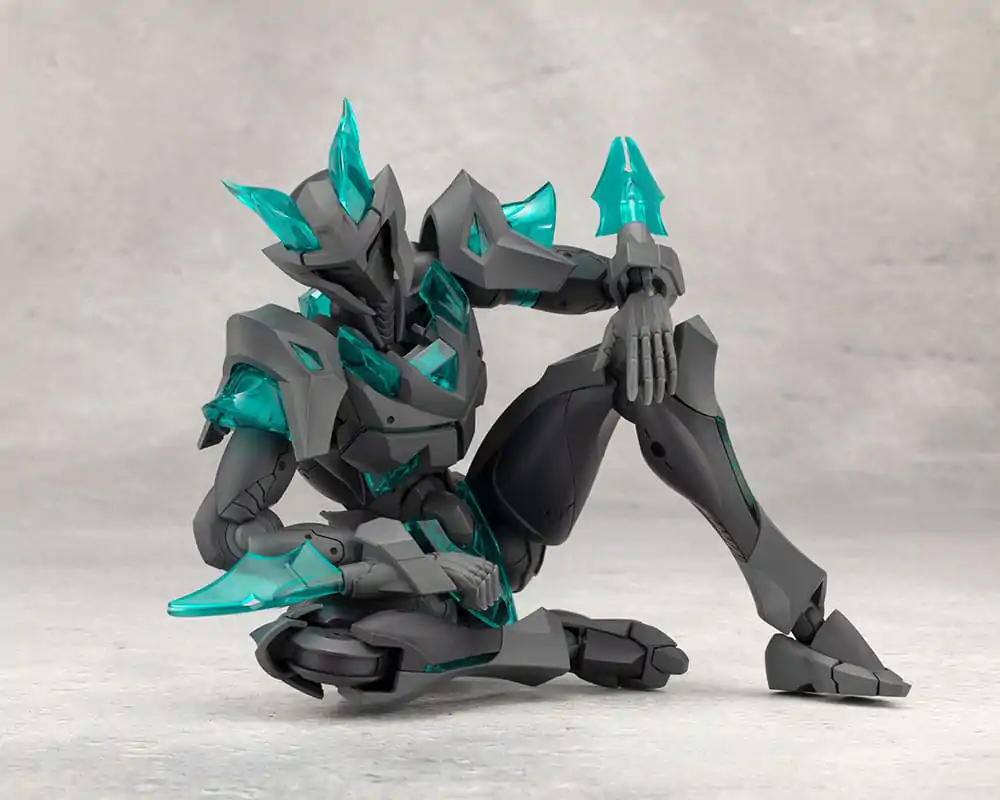 Megalomaria Unlimited Universe Model Kit Mephisto Prototype Color Ver. 18 cm fotografija izdelka