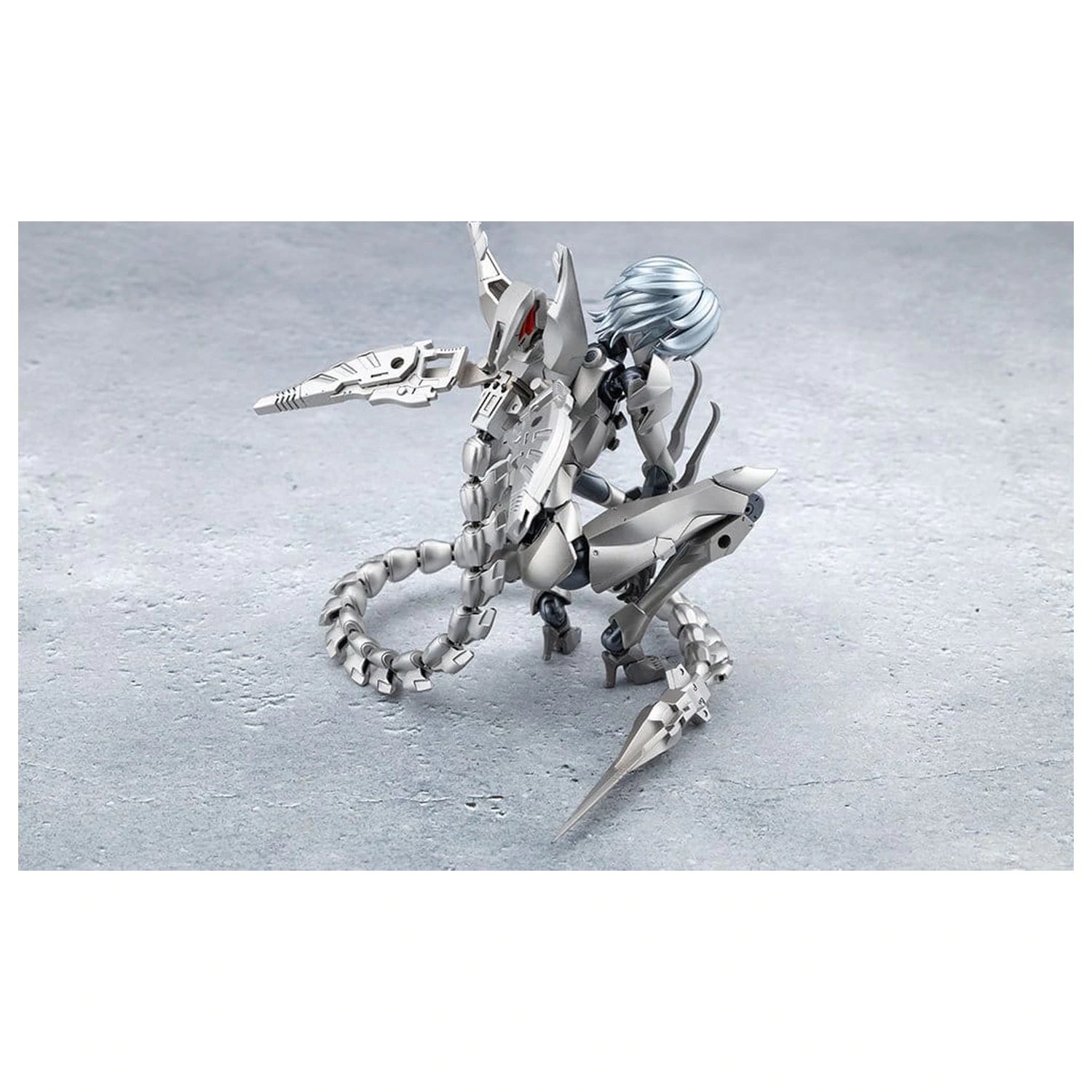 Megalomaria Unlimited Universe Plastični model Wreckage Hunter 25 cm fotografija izdelka