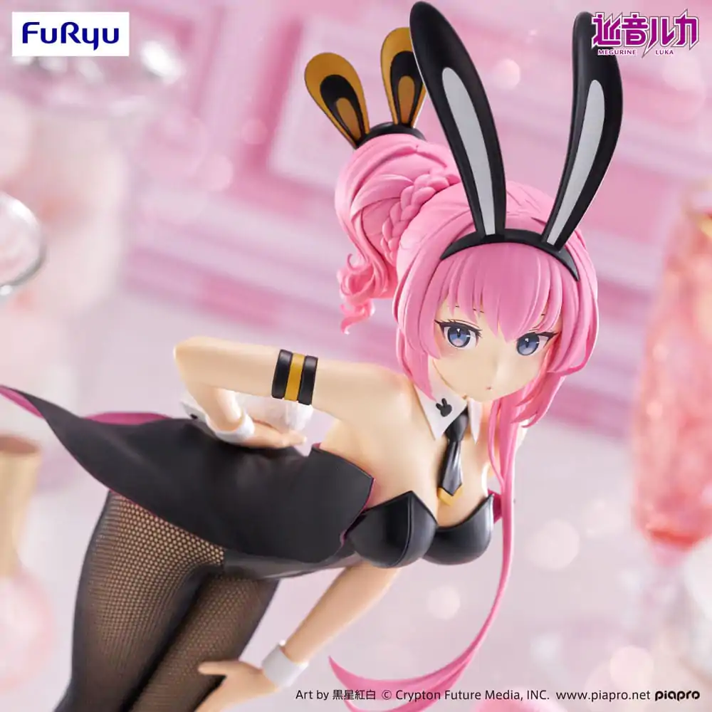 Megurine Luka BiCute Bunnies PVC figurica Megurine Luka 28 cm fotografija izdelka