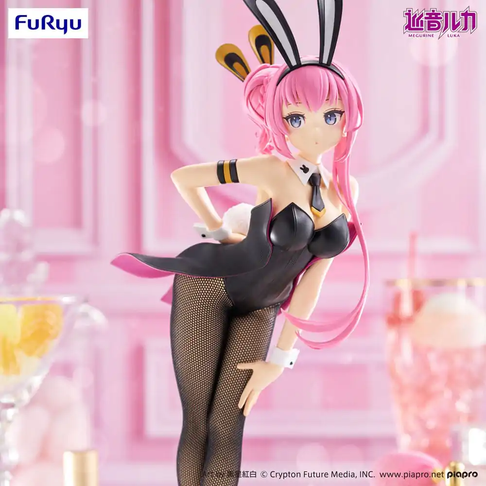 Megurine Luka BiCute Bunnies PVC figurica Megurine Luka 28 cm fotografija izdelka