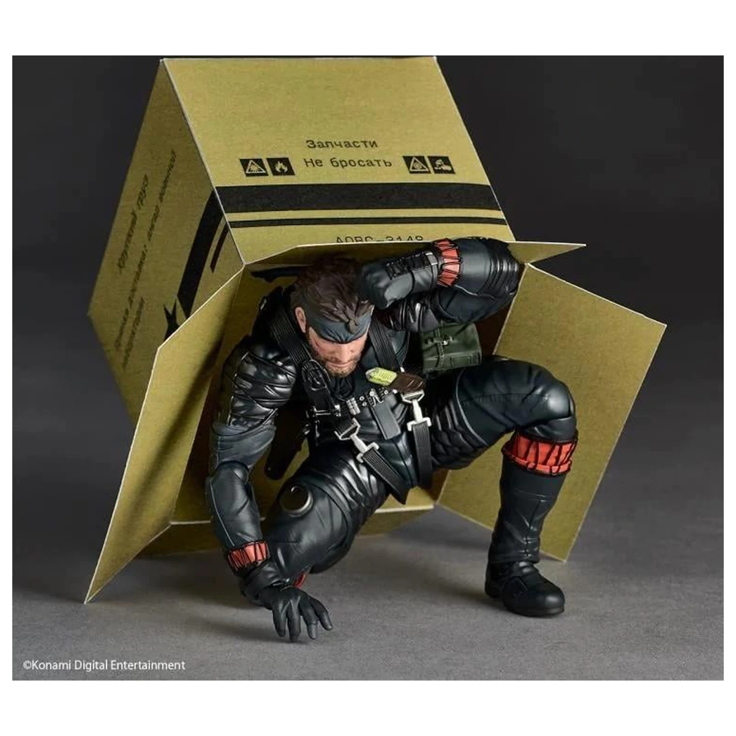 Metal Gear Solid Delta: Naked Snake figura Revoltech A.Y. 17 cm fotografija izdelka
