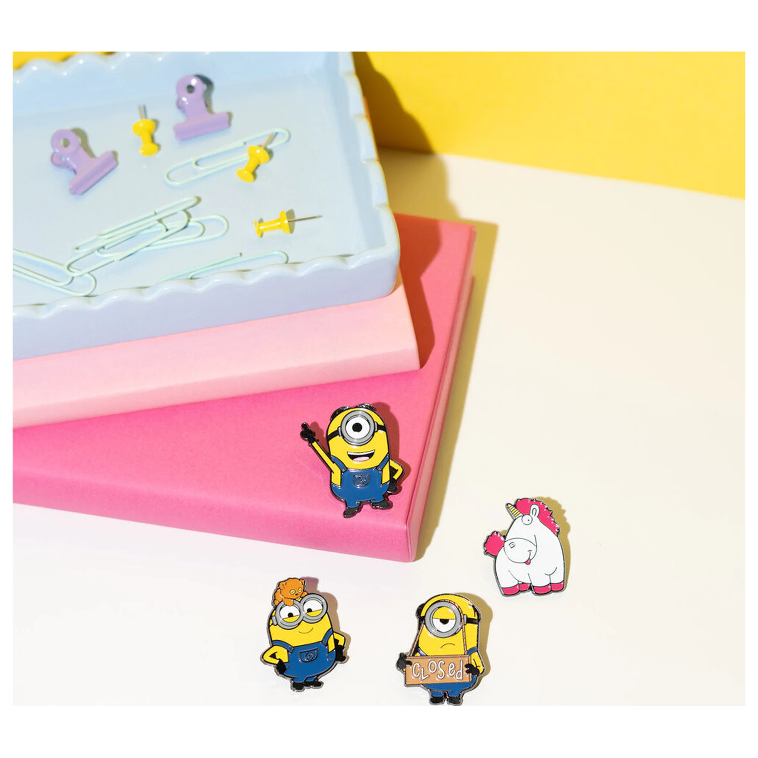 Minions komplet 4 pinov fotografija izdelka