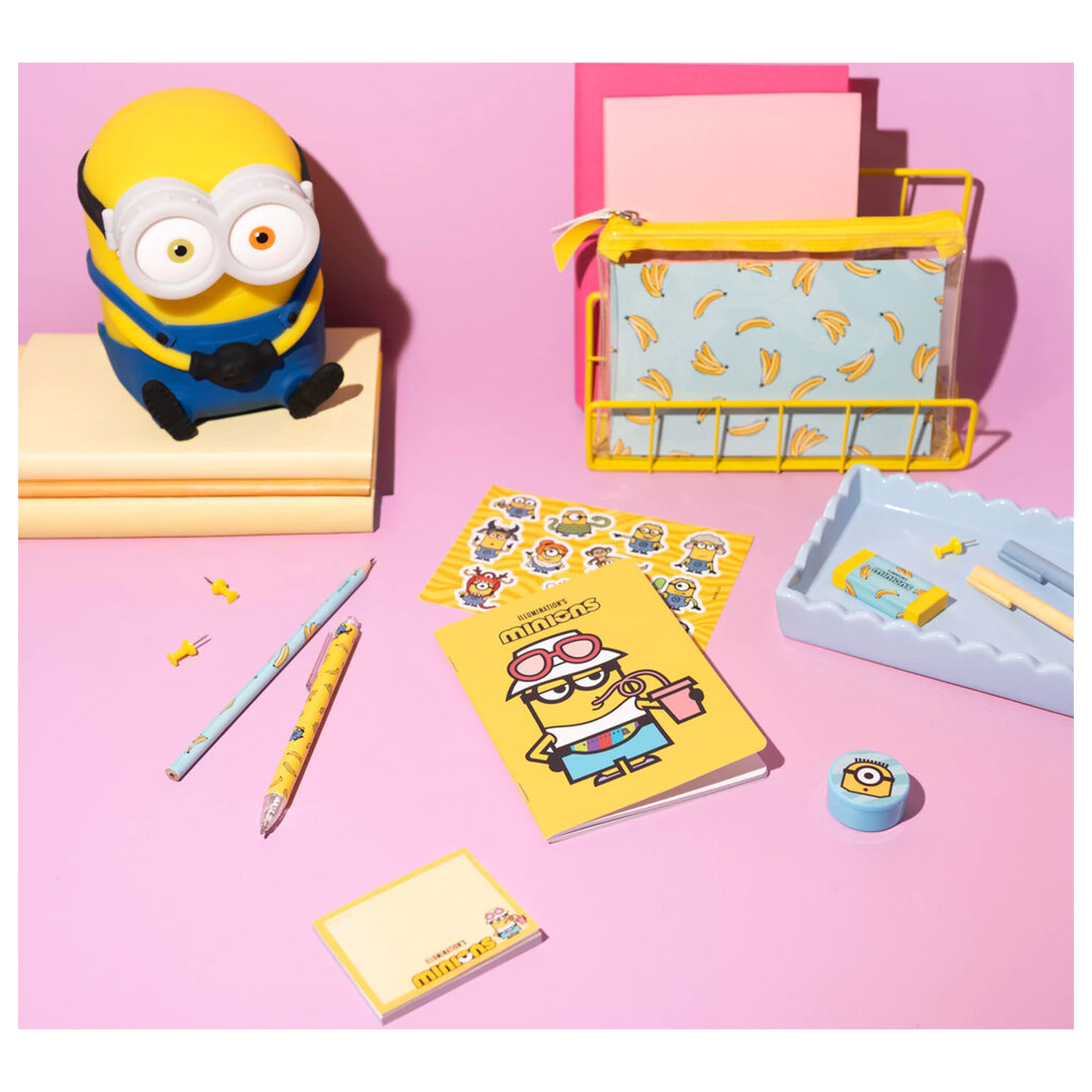 Minions set pisarniškega materiala fotografija izdelka