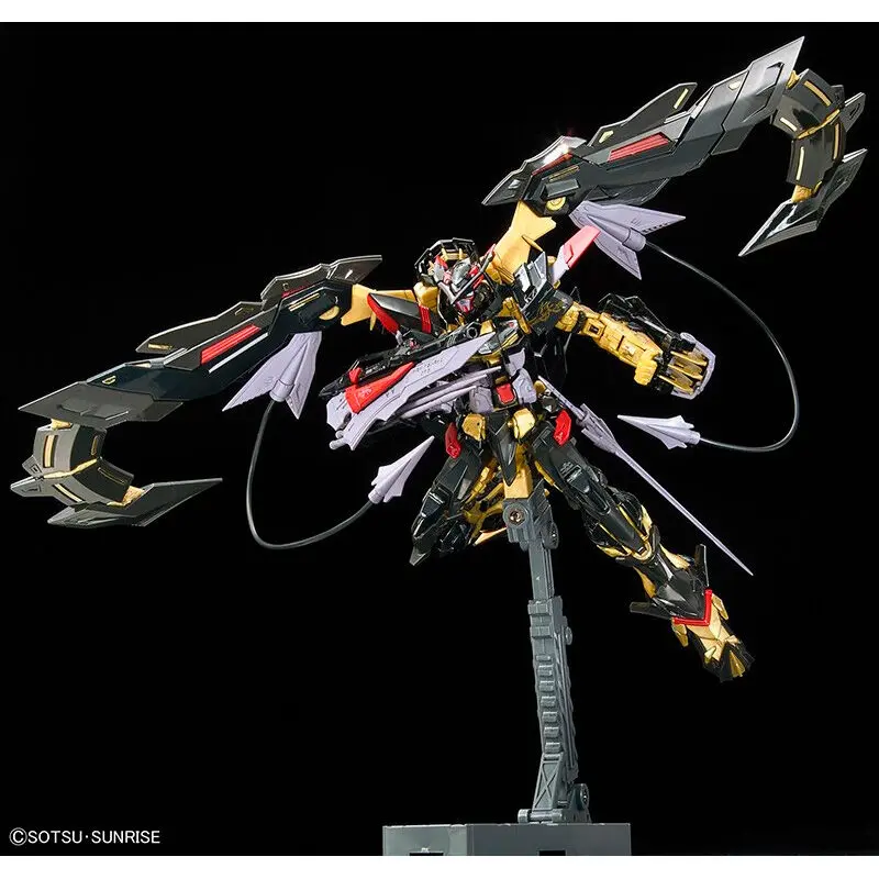 Mobile Suit Gundam Gundam Astray Gold Frame Amatsu Mina Model Kit figura 13 cm fotografija izdelka