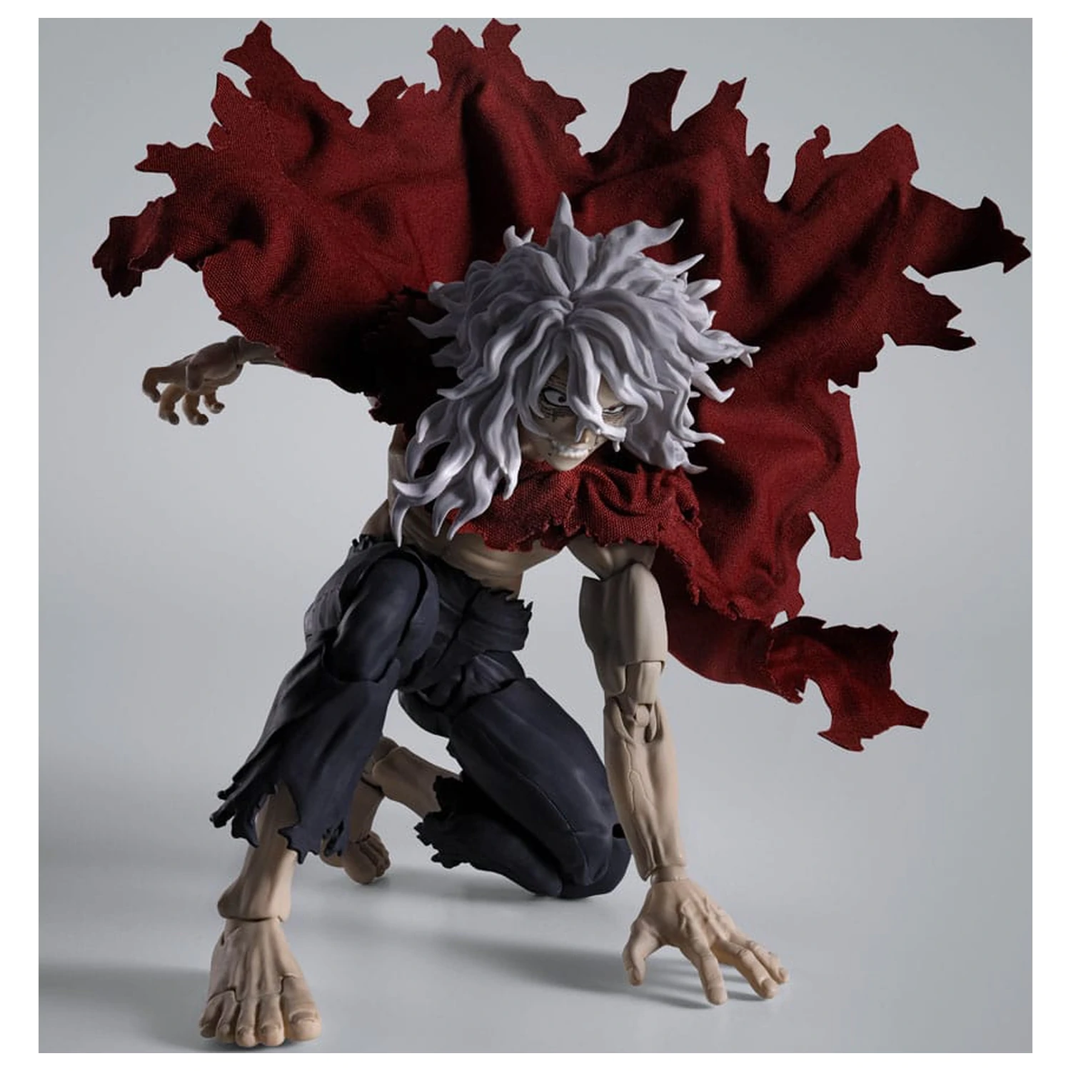 My Hero Academia S.H. Figuarts akcijska figura Tomura Shigaraki 16 cm fotografija izdelka