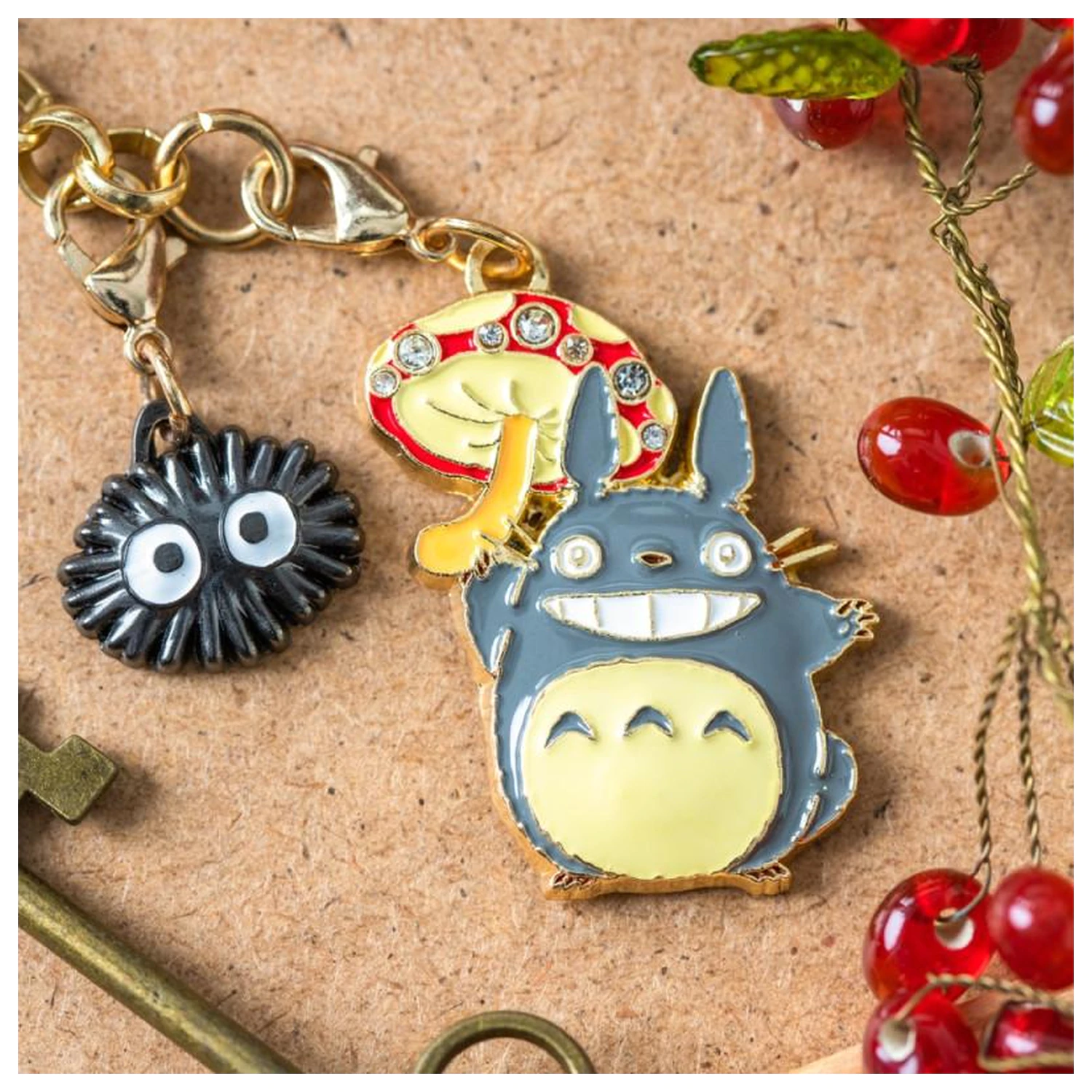 My Neighbor Totoro Grey Totoro & Mushroom Chainette obeski fotografija izdelka